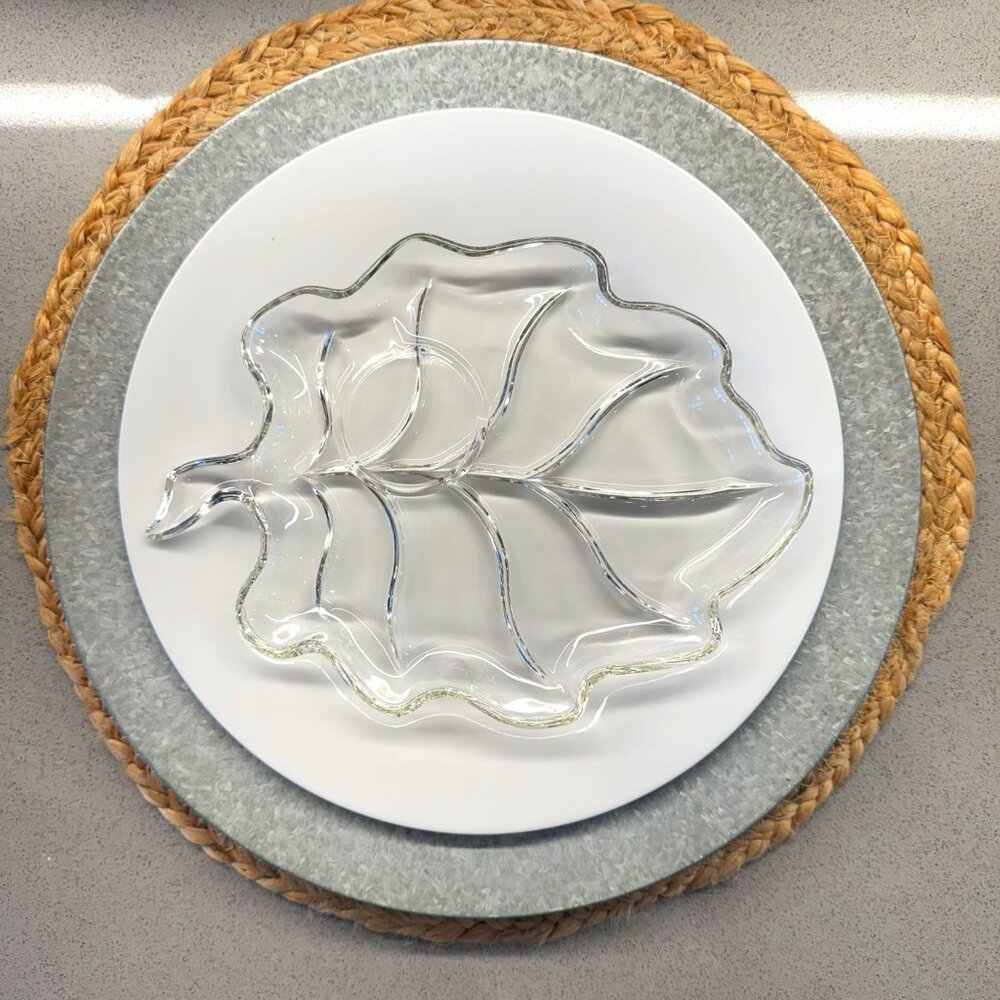 Clear Glass Leaf Dishes – Vintage Pressed Glass - Set of 4
